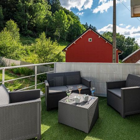 Willa Stunning 4-Bed House In Bourboule Zewnętrze zdjęcie